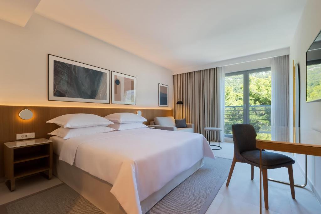 Prvi maj 2026 na Braču – Bluesun Hotel Elaphusa 4* već od 99 KM po osobi