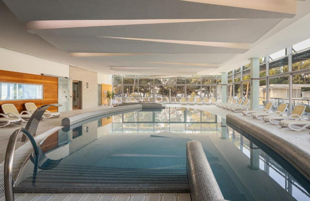 Prvi maj 2026 na Braču – Bluesun Hotel Elaphusa 4* već od 99 KM po osobi