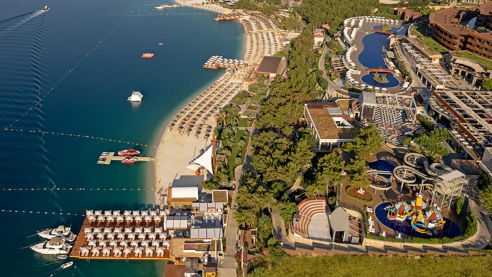 Titanic Luxury Collection Bodrum 5* – Luxury All Inclusive 2026 iz Sarajeva od 10.875 KM