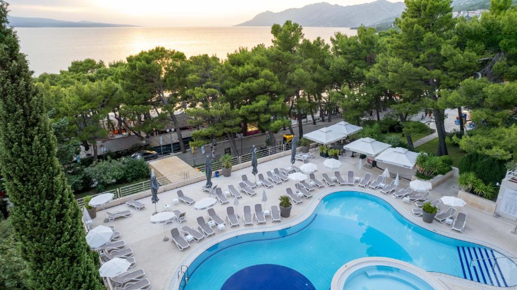 Proljeće u Baškoj Vodi – Hotel Horizont već od 92 KM po osobi (polupansion + wellness)