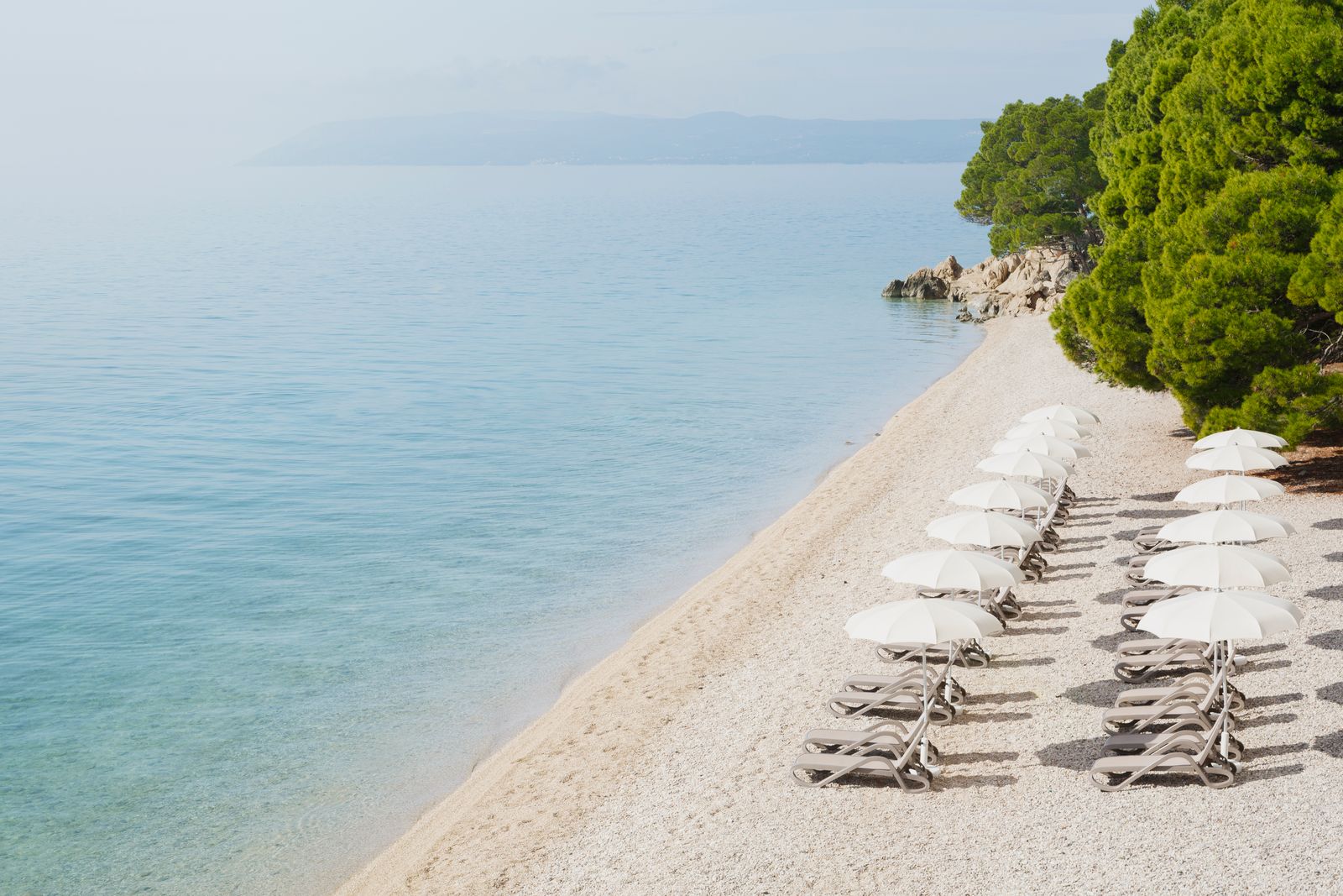 Prvi maj Tučepi 2026 – Bluesun Hotel Jadran polupansion | 3 noći od 799 KM za 2 osobe