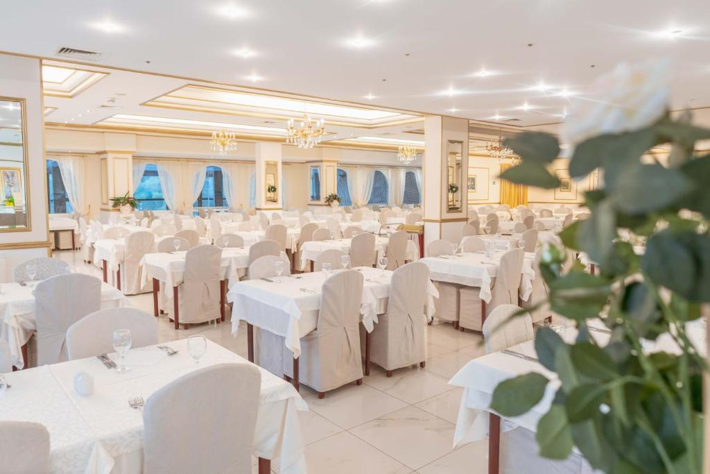 Ljetovanje na Makarskoj rivijeri 2026 – Hotel Horizont Baška Voda 4★ već od 270 KM