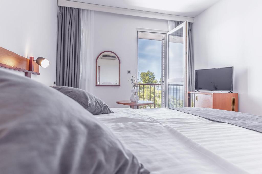 Jesen u hotelu Horizont – Baška Voda već od 98 KM